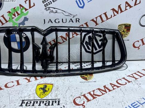 Maserati Ghibli Ön Panjur çıkma parça