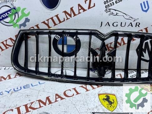 Maserati Ghibli Ön Panjur çıkma parça