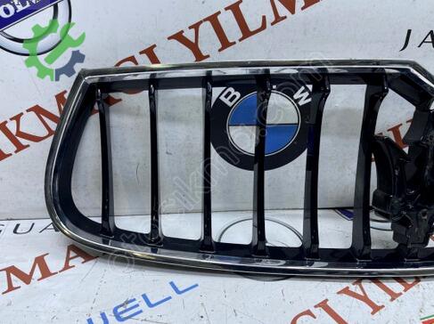 Maserati Ghibli Ön Panjur çıkma parça