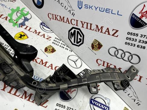 Maserati Levante Ön Panel 6700034073 çıkma parça