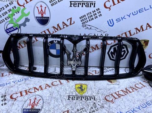 Maserati Levante Ön Panjur çıkma parça