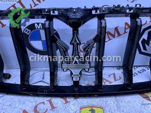 Maserati Levante Ön Panjur 670151261 çıkma parça