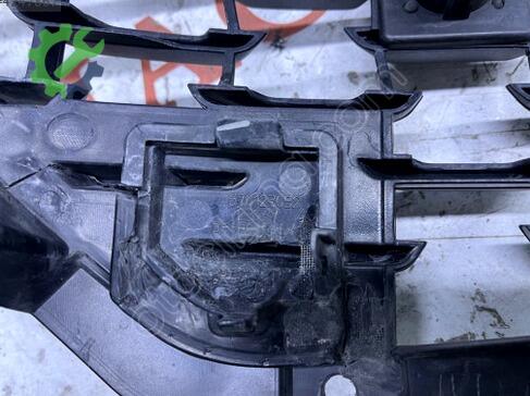 Maserati Levante Tampon Izgarası 670217531 çıkma parça