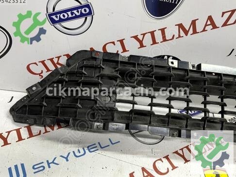 Maserati Levante Tampon Izgarası çıkma parça