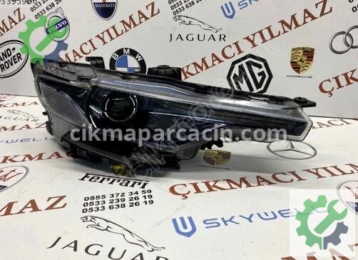 Maserati Levante Sağ Ön Far çıkma parça