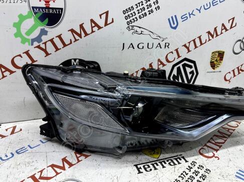 Maserati Levante Sağ Ön Far 670032327 çıkma parça