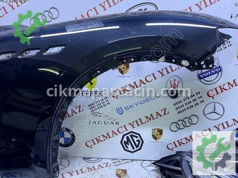 Maserati Levante Sağ Ön Çamurluk çıkma parça