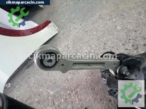 Maserati Levante Arka Taşıyıcı çıkma parça