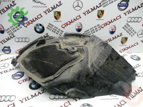Maserati Levante Davlumbaz çıkma parça