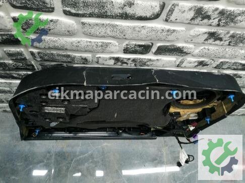 Maserati Levante Kapı Döşemesi çıkma parça