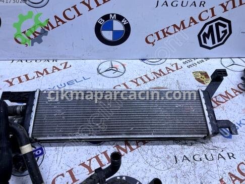 Maserati Levante Su Radyatörü 670103891 çıkma parça
