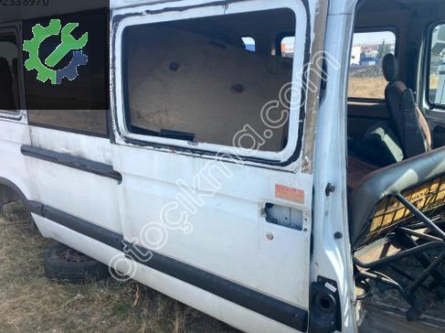 Renault Master Sağ Sürgülü Kapı çıkma parça