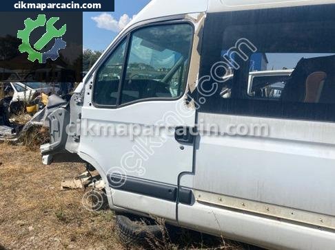 Renault Master Sol Ön Kapı çıkma parça