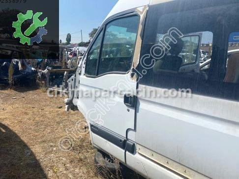 Renault Master Sol Ön Kapı çıkma parça