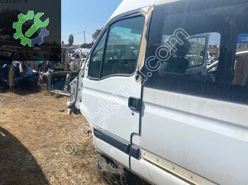 Renault Master Sol Ön Kapı çıkma parça