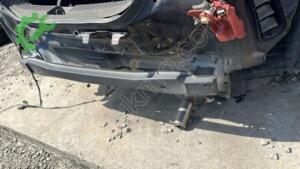 Mazda 2 arka tampon demiri