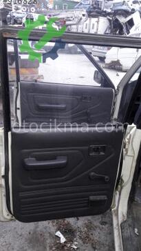Mazda B-2500 Sol Ön Kapı çıkma parça