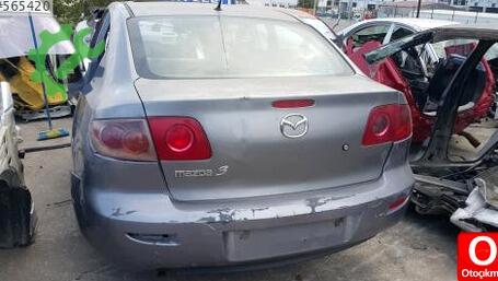 Mazda 3 Tavan çıkma parça