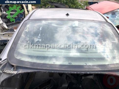 Mazda 3 Arka Cam çıkma parça