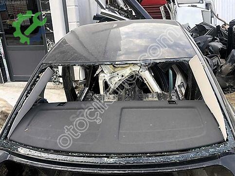 Mazda 3 Arka Panel çıkma parça