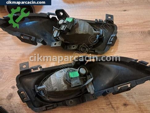 Mazda 3 Sis Farı çıkma parça