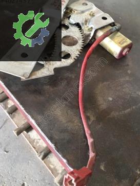 Mazda 323 Sağ Arka Cam Krikosu 6234581 çıkma parça