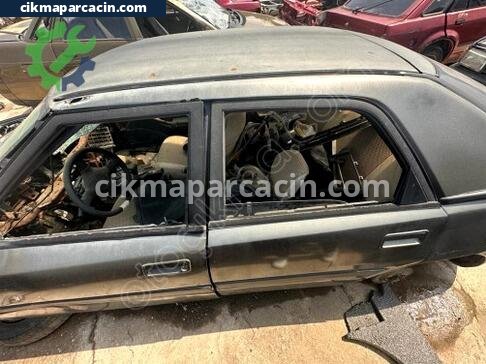 Mazda 323 Tavan çıkma parça