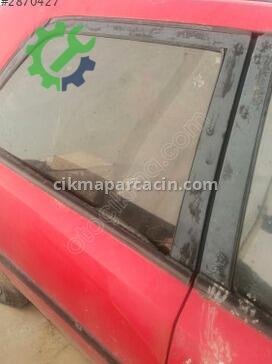 Mazda 323 Kapı çıkma parça