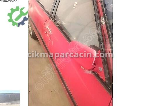 Mazda 323 Kapı çıkma parça