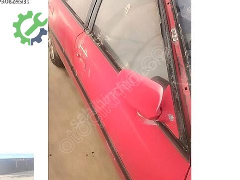 Mazda 323 Kapı çıkma parça