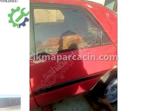 Mazda 323 Kapı çıkma parça