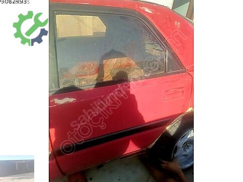 Mazda 323 Kapı çıkma parça