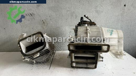 Mazda 323 Kalorifer Kutusu çıkma parça