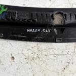 MAZDA 323 ÖN CAM IZGARASI