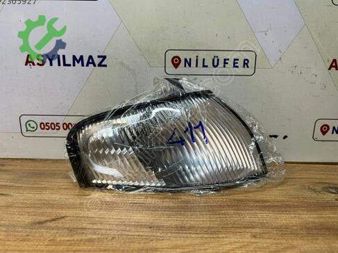 Mazda 323 Sinyal çıkma parça
