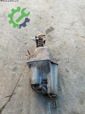 Mazda 323 Cam Suyu Deposu çıkma parça