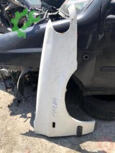 Mazda 323 Sol Ön Çamurluk Beyaz Hatasız Orjinal Çıkma