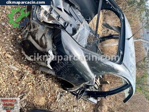 Mazda 6 Sağ Arka Çamurluk çıkma parça