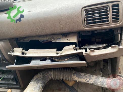 Mazda 626 Torpido çıkma parça