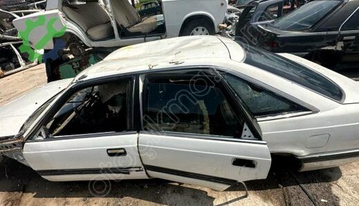 Mazda 626 Tavan çıkma parça