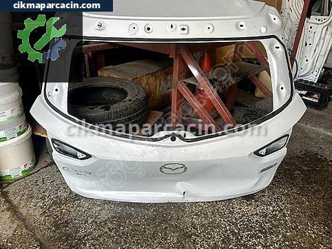 Mazda CX Bagaj Kapağı çıkma parça