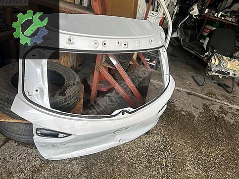 Mazda CX Bagaj Kapağı çıkma parça