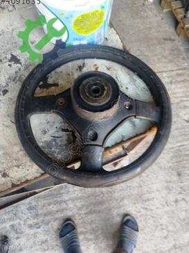 Mazda 121 Direksiyon Simidi çıkma parça