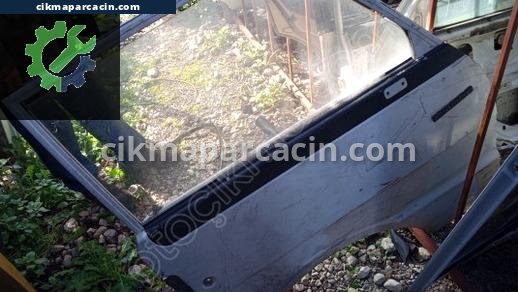 Mazda E-2200 Kapı çıkma parça