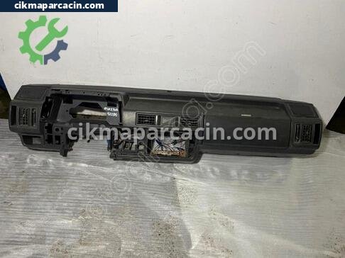 Mazda E-2200 Komple Ön çıkma parça