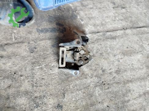 Mazda 121 Kaput Kilidi çıkma parça
