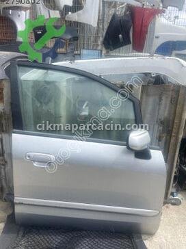 Mazda Premacy Sağ Ön Kapı çıkma parça