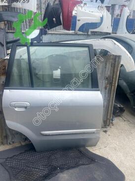 Mazda Premacy Sağ Arka Kapı çıkma parça