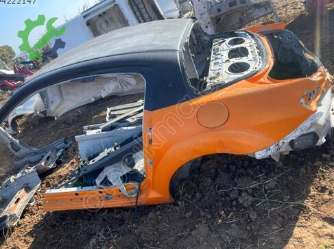 Mazda RX Sol Arka Çamurluk çıkma parça