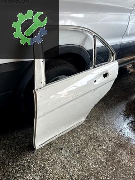 Mercedes-Benz C180 Sol Arka Kapı çıkma parça